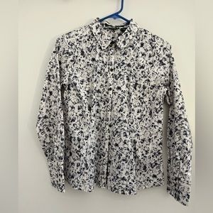 Eddie Bauer dress shirt small. Worn only a few times